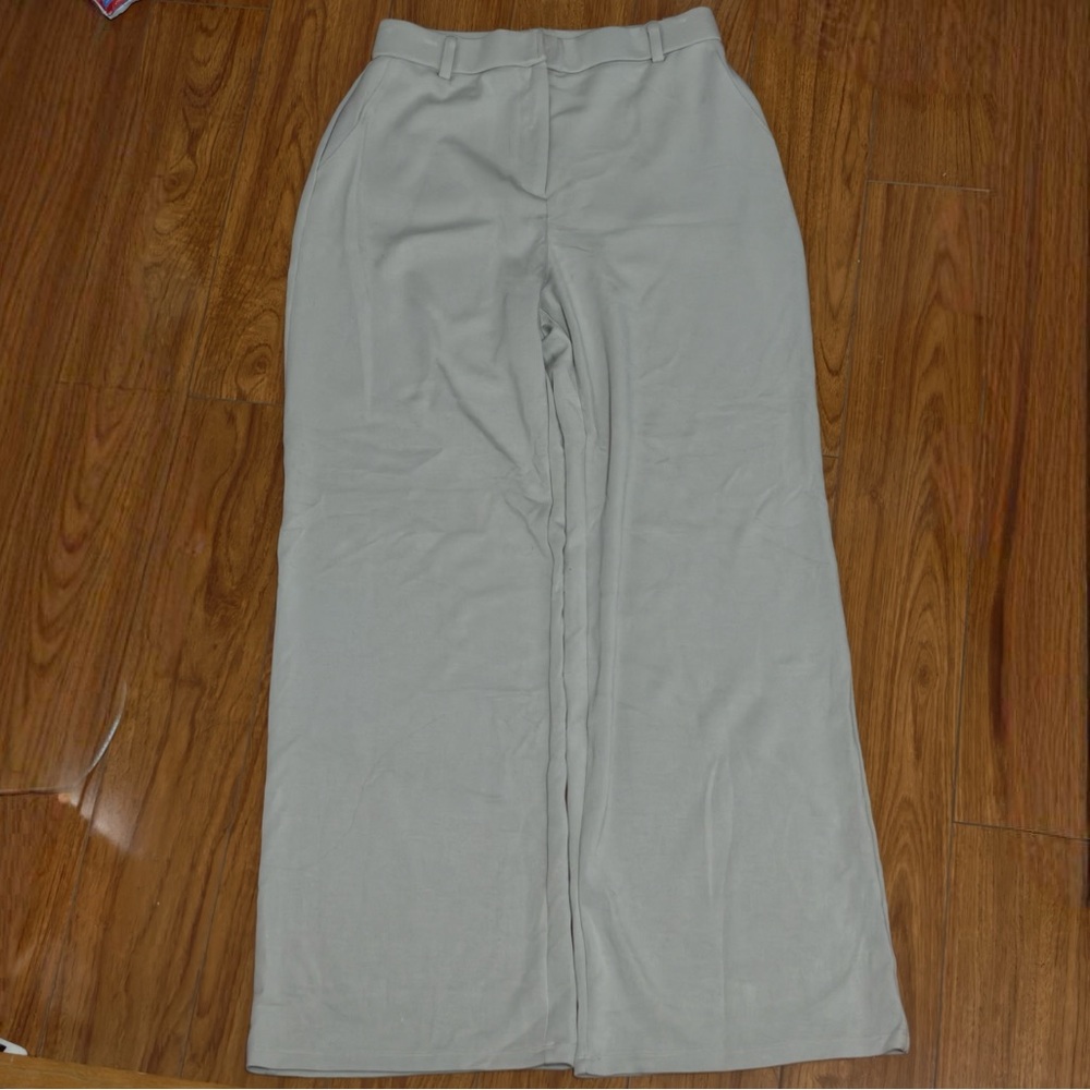 Light Grey/Beige Wide-Leg Pants